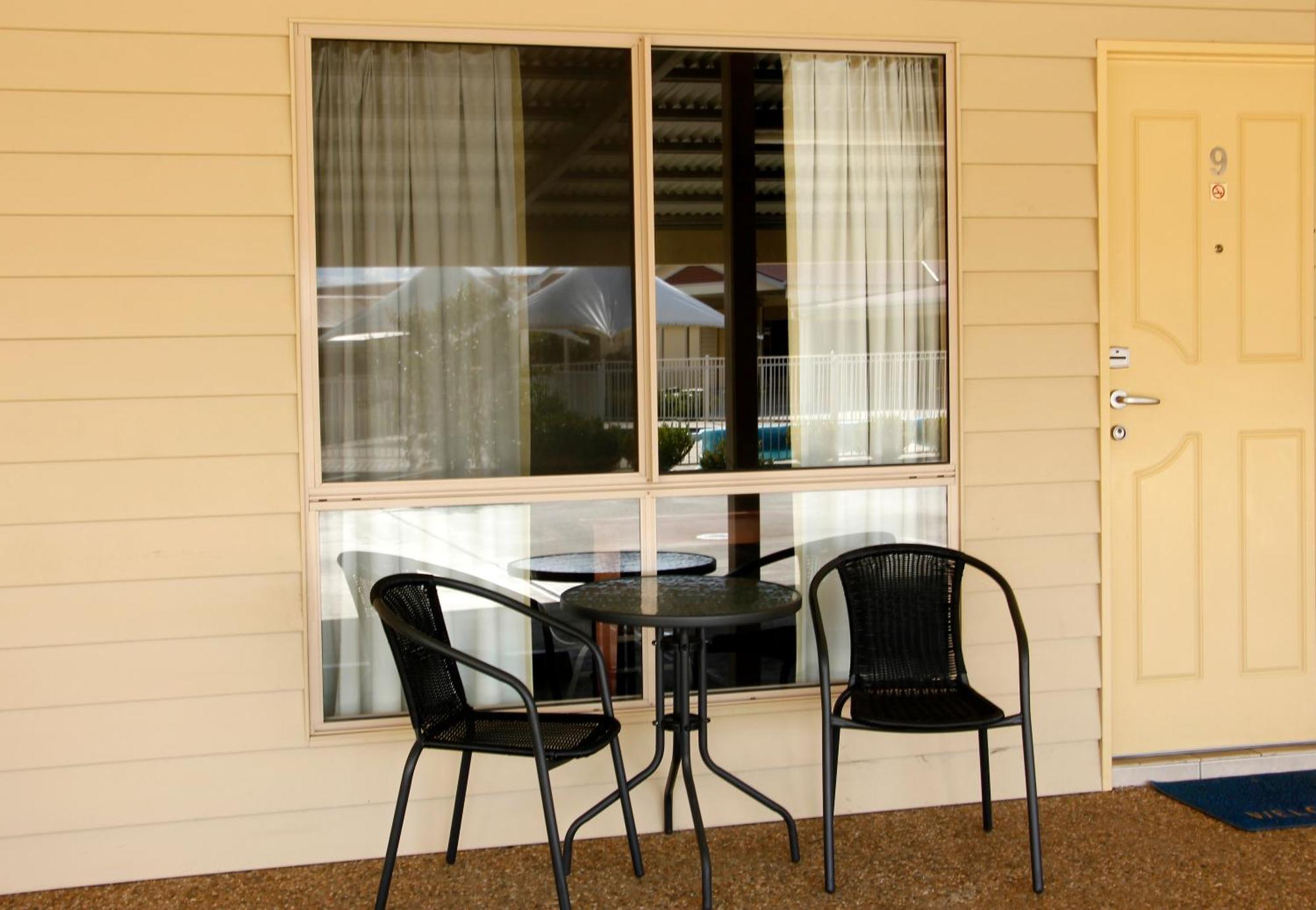 Pittsworth Motor Inn Buitenkant foto
