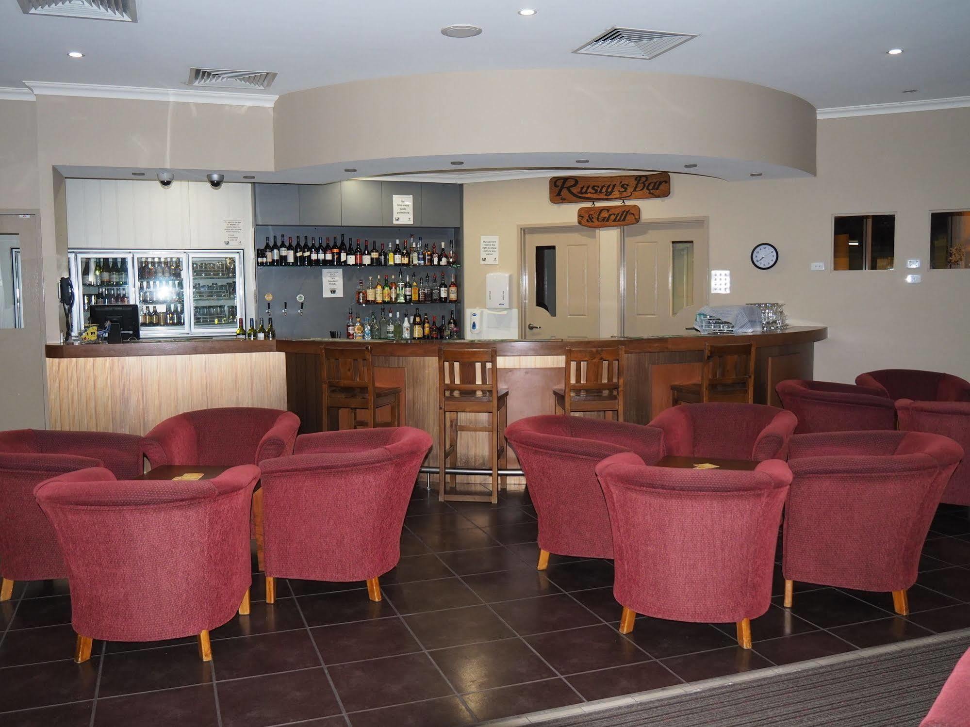 Pittsworth Motor Inn Buitenkant foto