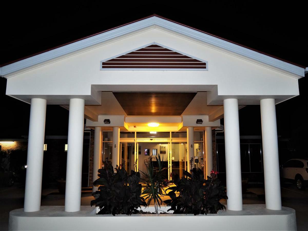 Pittsworth Motor Inn Buitenkant foto