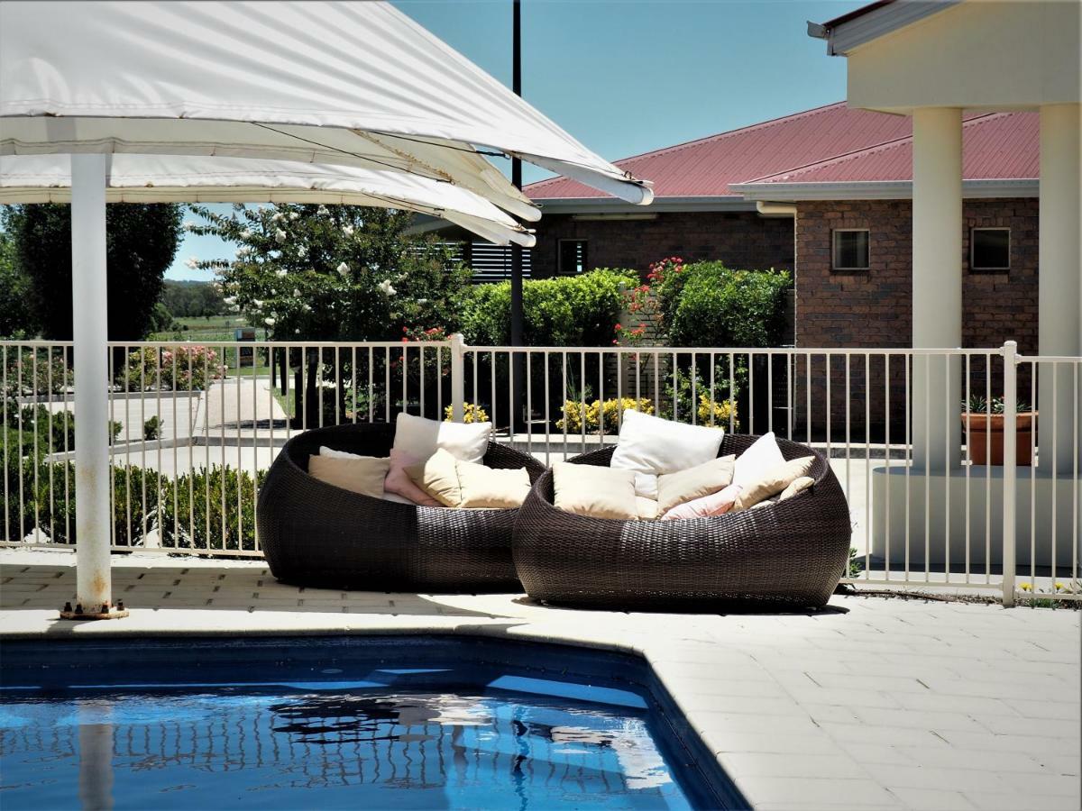 Pittsworth Motor Inn Buitenkant foto