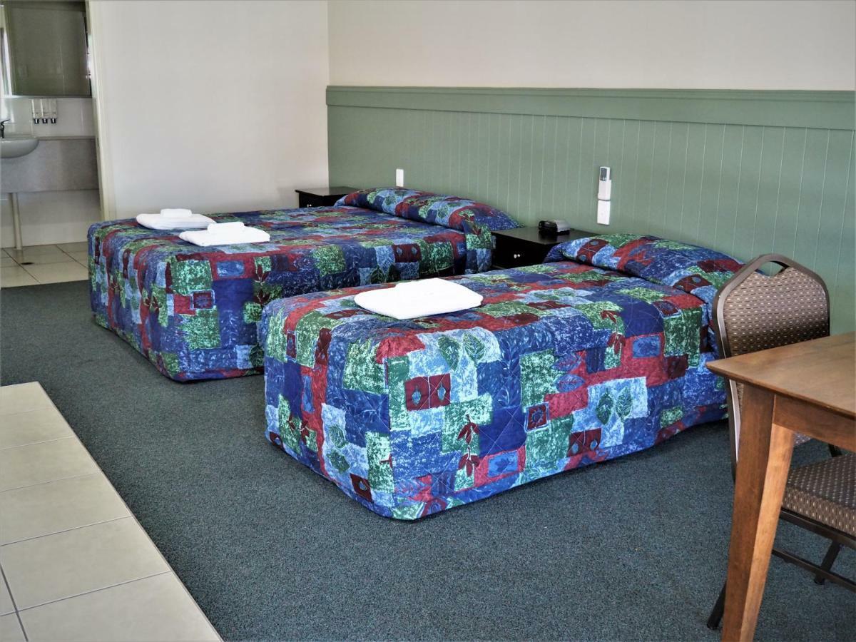 Pittsworth Motor Inn Buitenkant foto