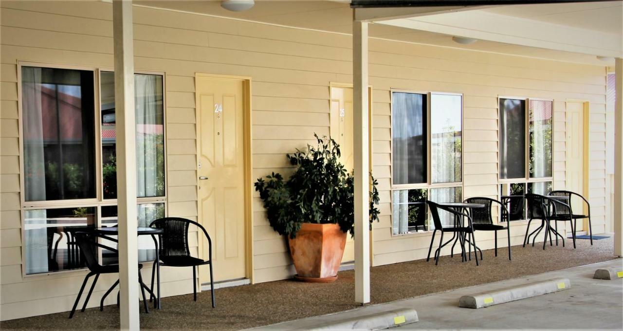 Pittsworth Motor Inn Buitenkant foto