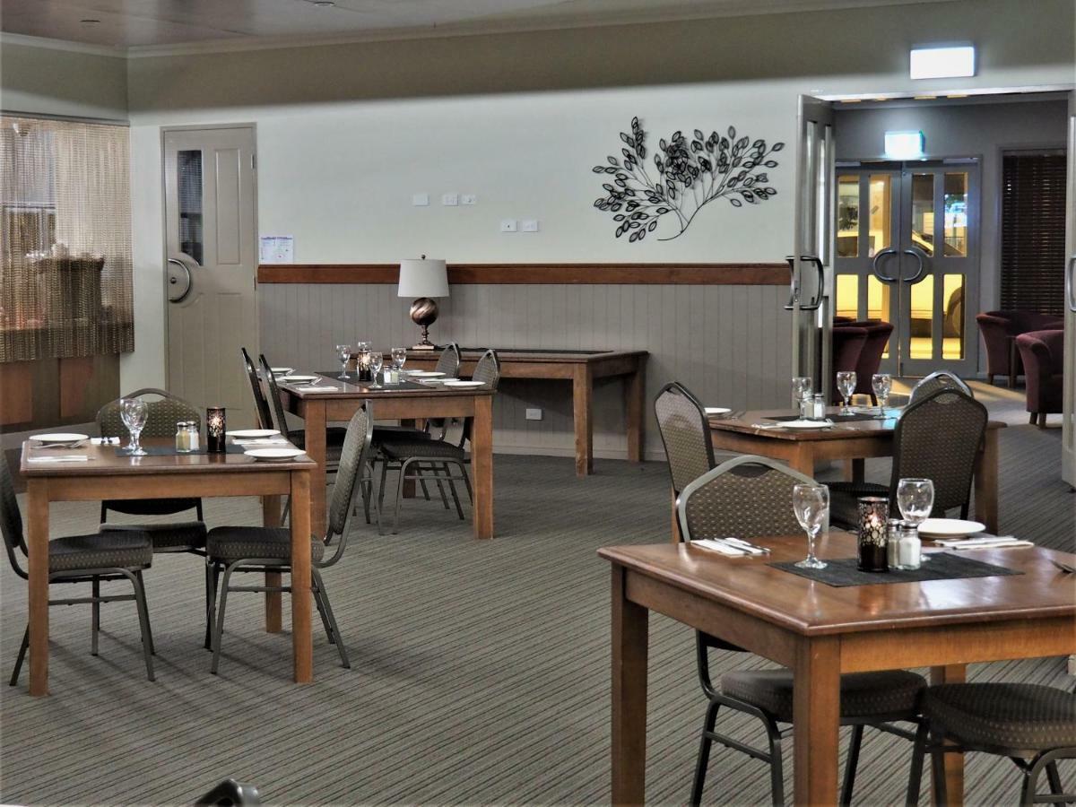 Pittsworth Motor Inn Buitenkant foto